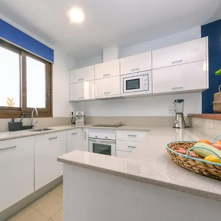 Ferienhaus Casa Bleu 2 Floors ,2 Bedrooms ,equipped Kitchen ,balcony ,terrace And Grill