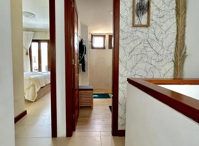 Σπίτι διακοπών Casa Bleu - Duplex With Shared Pool, Balcony, Terrace And Grill By Lanzarote