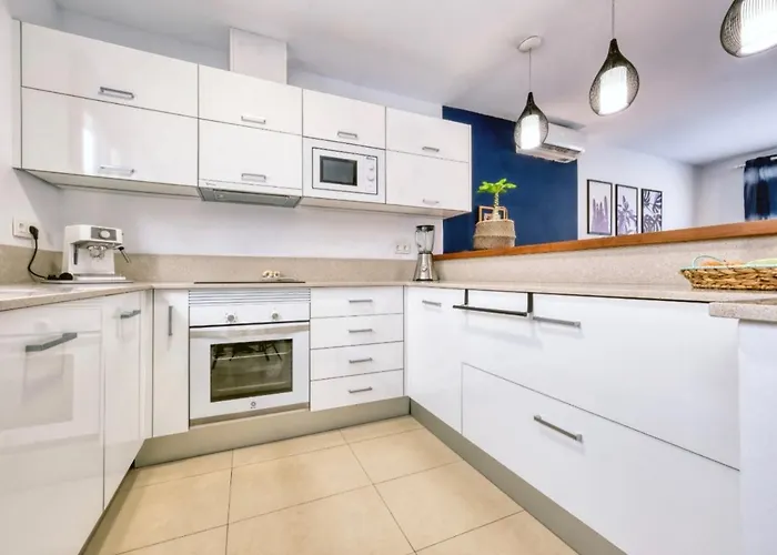 Casa Bleu - Duplex With Shared Pool, Balcony, Terrace And Grill By Lanzarote *