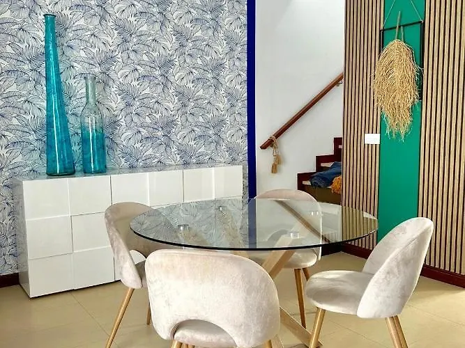 Σπίτι διακοπών Casa Bleu - Duplex With Shared Pool, Balcony, Terrace And Grill By Lanzarote