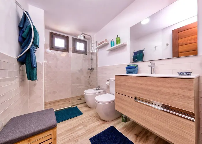 Casa Bleu - Duplex With Shared Pool, Balcony, Terrace And Grill By Lanzarote Holiday home *